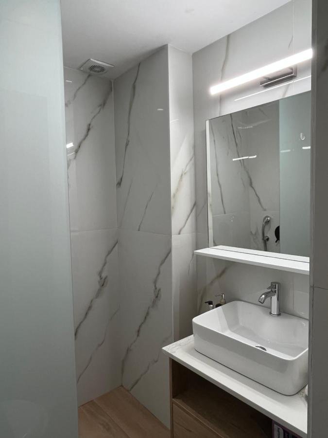 Hermanos City Apartment'S كاندية المظهر الخارجي الصورة